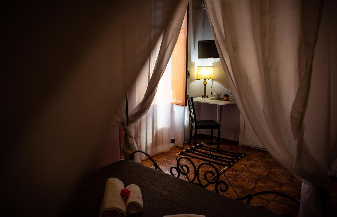 Suitesicily Rooms Palermo アルタヴィッラ・ミリーチア エクステリア 写真